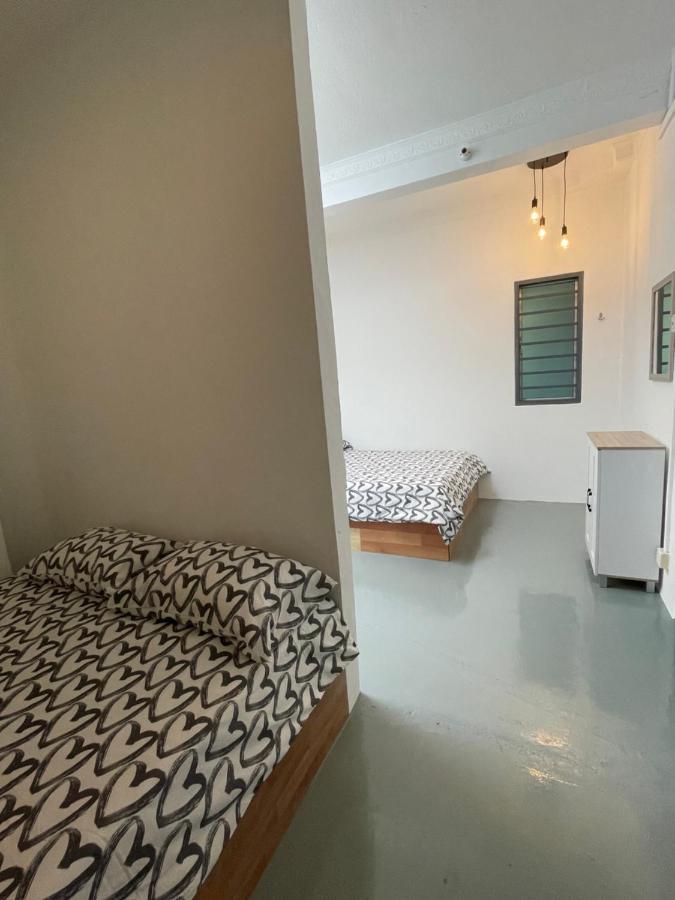 Guest House "Feel At Home" Near A Famosa Fortress & Stadhuys 말라카 외부 사진