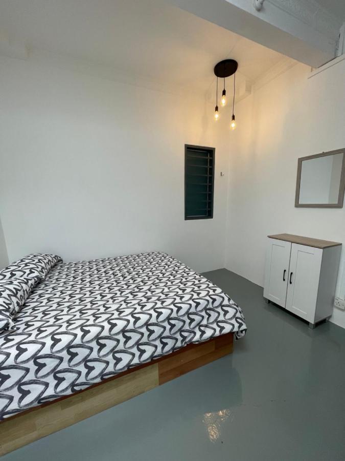 Guest House "Feel At Home" Near A Famosa Fortress & Stadhuys 말라카 외부 사진