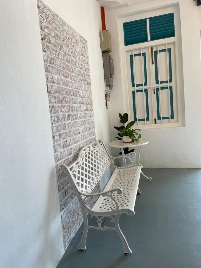 Guest House "Feel At Home" Near A Famosa Fortress & Stadhuys 말라카 외부 사진